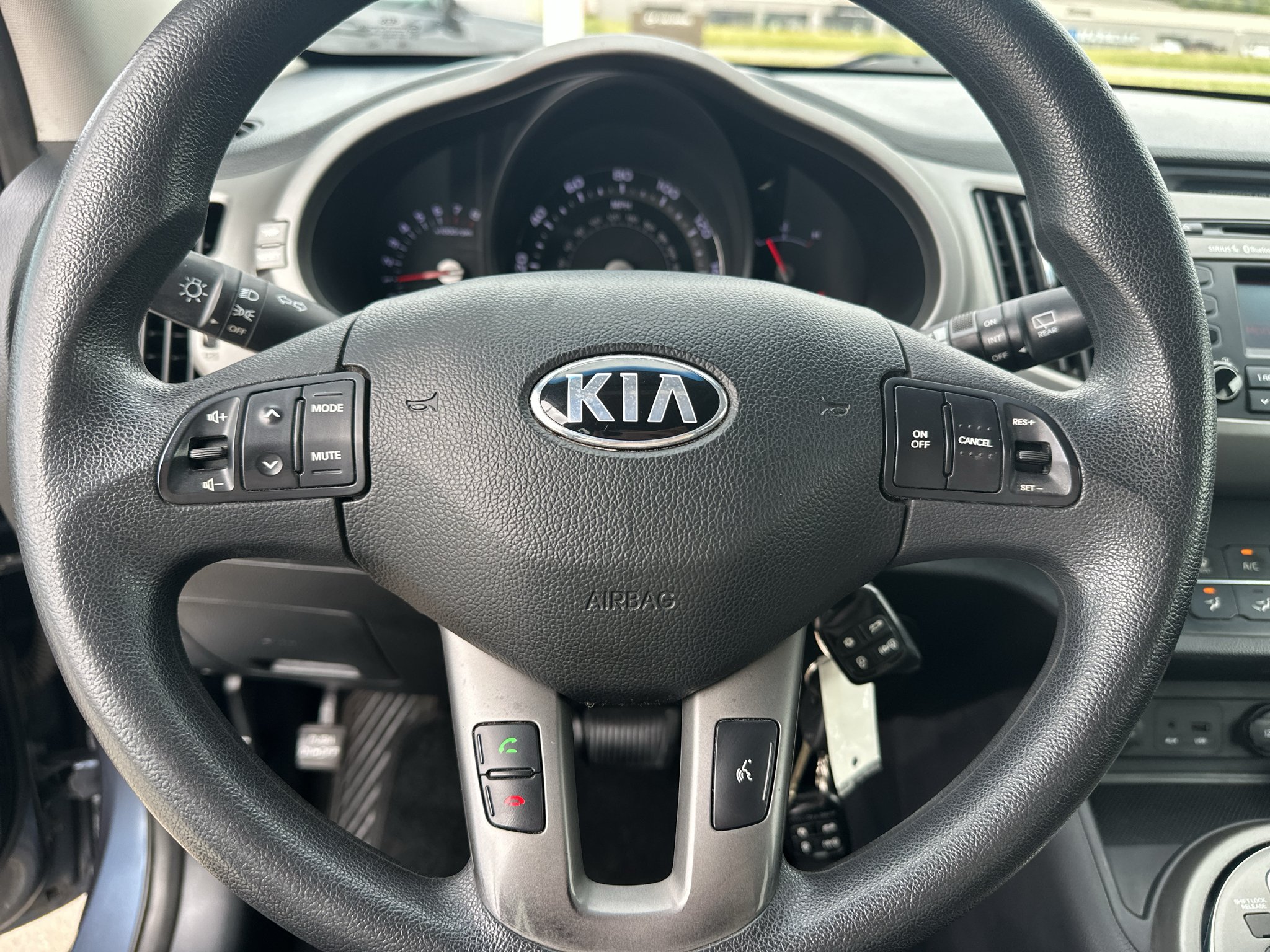 Used 2014 Twilight Blue Kia LX image 16