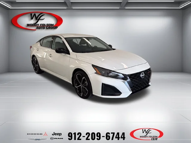 2025 Nissan Altima 2.5 SR