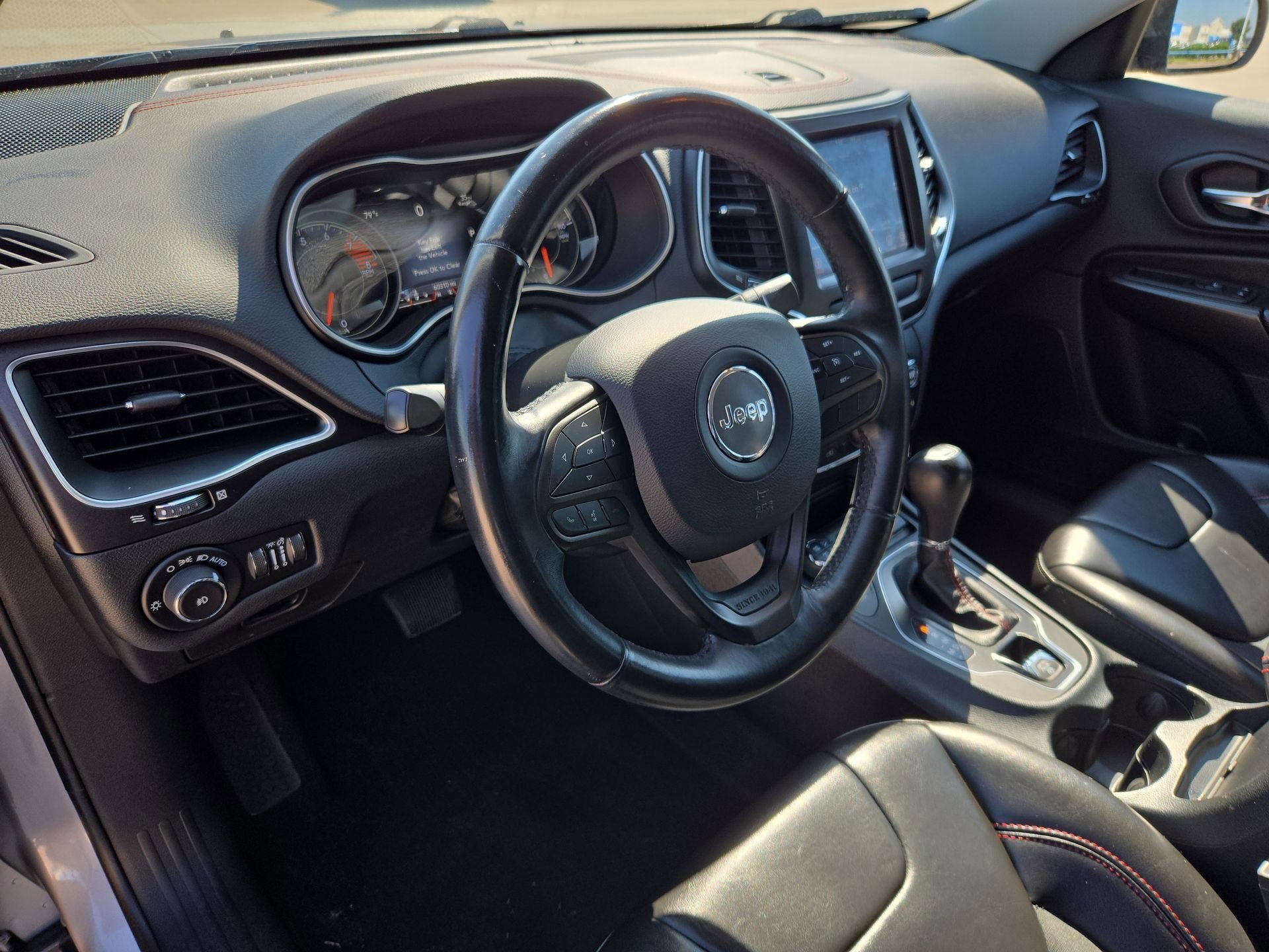 2019 Jeep Cherokee Trailhawk - Photo 11