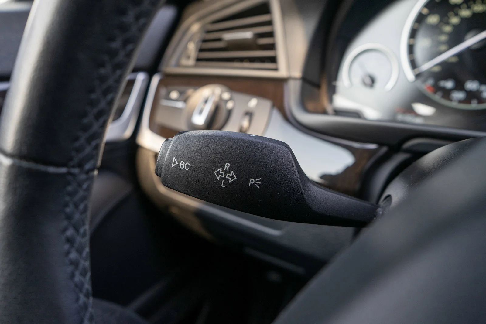 Used 2014 Imperial Blue Metallic BMW 528i xDrive image 26
