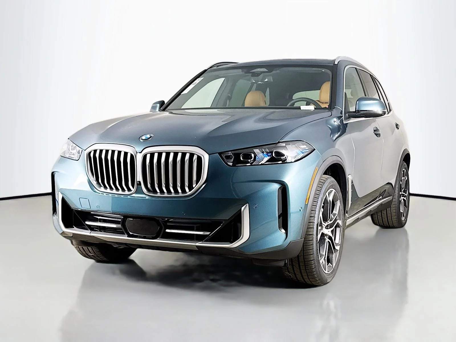 New 2026 Blue Ridge Mountain Metallic BMW xDrive40i image 3