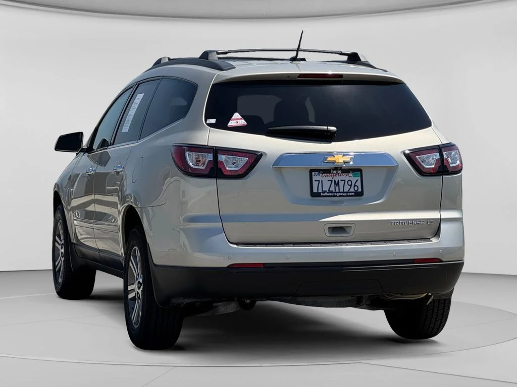 Used 2015 Gold Chevrolet 2LT image 33
