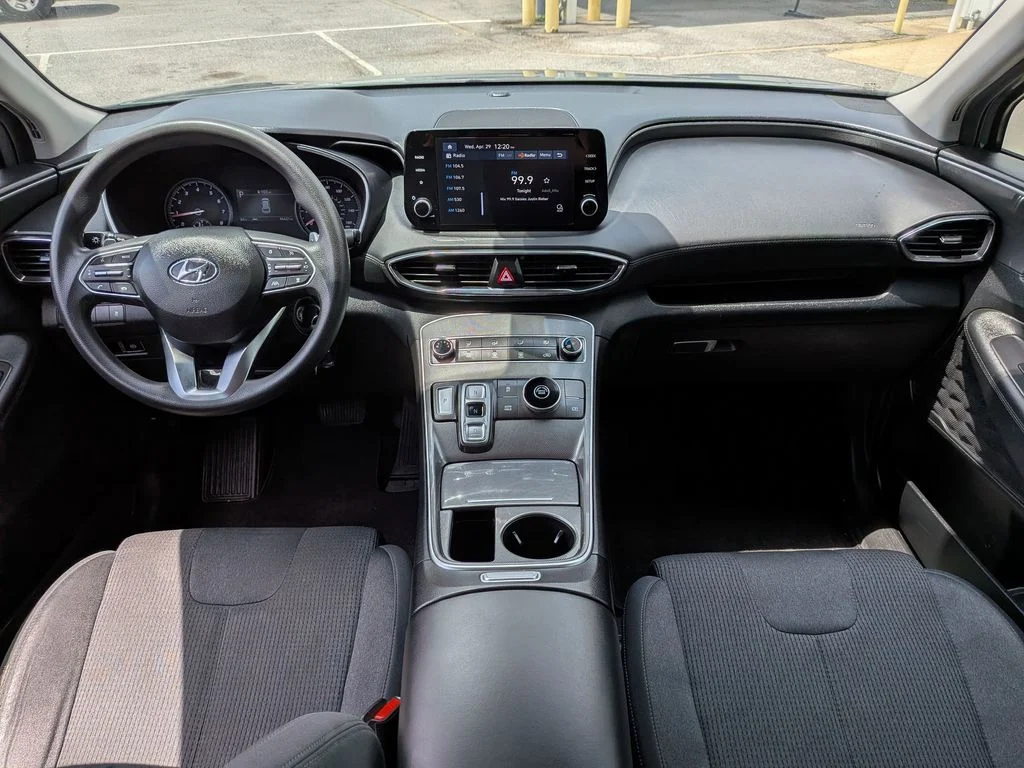 Used 2023 Gray Hyundai SE image 26