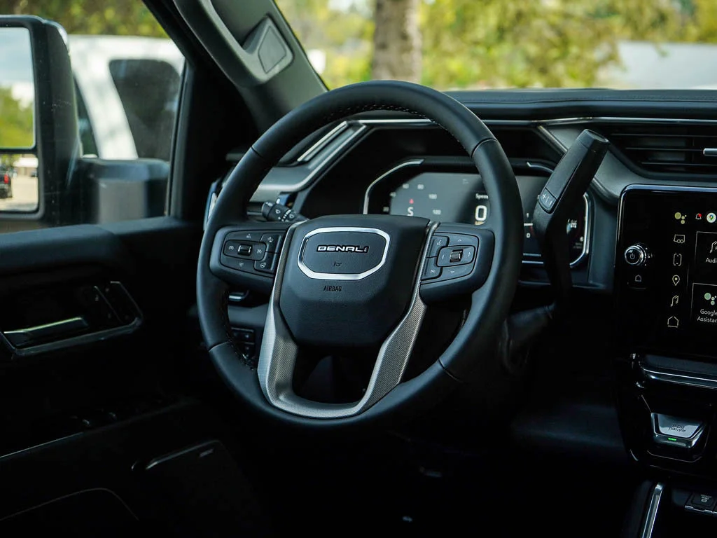 2026 GMC Sierra 3500HD Denali - Photo 14