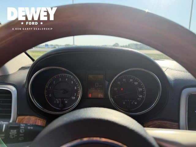 Used 2011 Mineral Gray Clearcoat Metallic Jeep Overland image 13