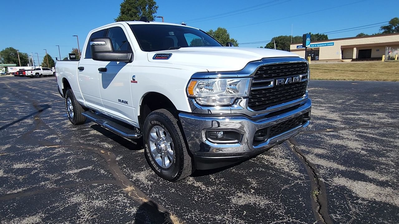 Used 2023 White Ram Big Horn image 2