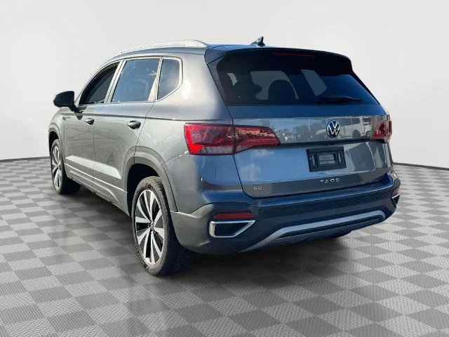Used 2024 Blue Volkswagen 1.5T SE image 6