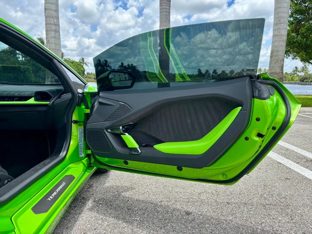 Used 2026 Verde Selvans Metallic Lamborghini  image 20