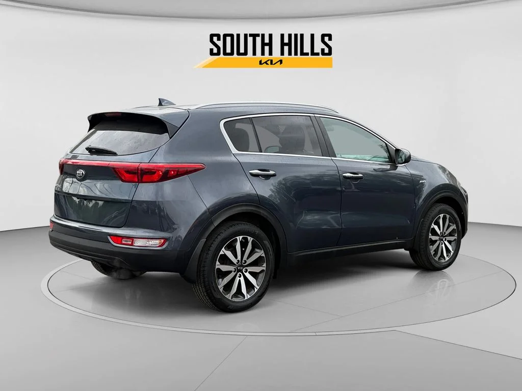 Used 2017 Blue Kia EX image 5