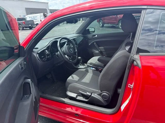 Used 2017 Tornado Red Volkswagen 1.8T S image 10