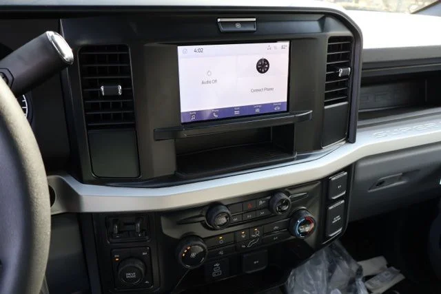 New 2026 Oxford White Ford F-550® XL image 23