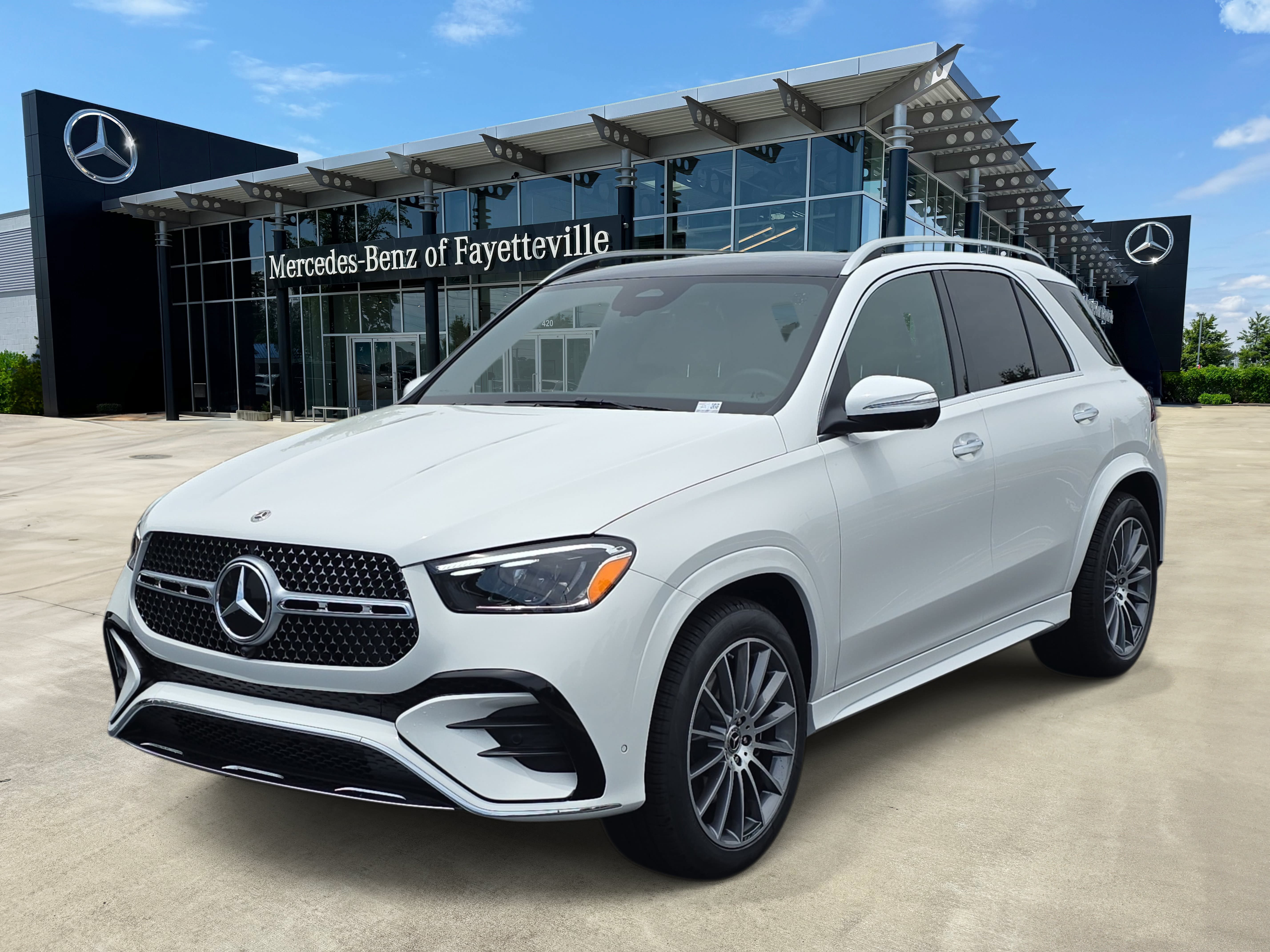 New 2026 Polar White Mercedes-Benz GLE350 image 1