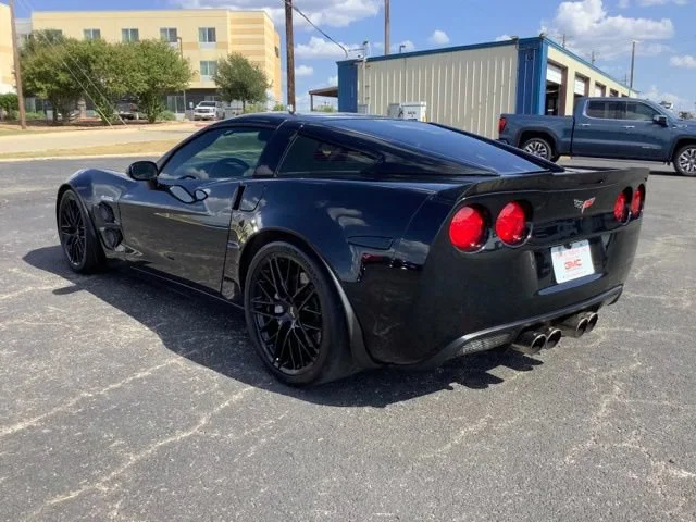 Used 2010 BLACK Chevrolet Z16 Grand Sport w/3LT image 7