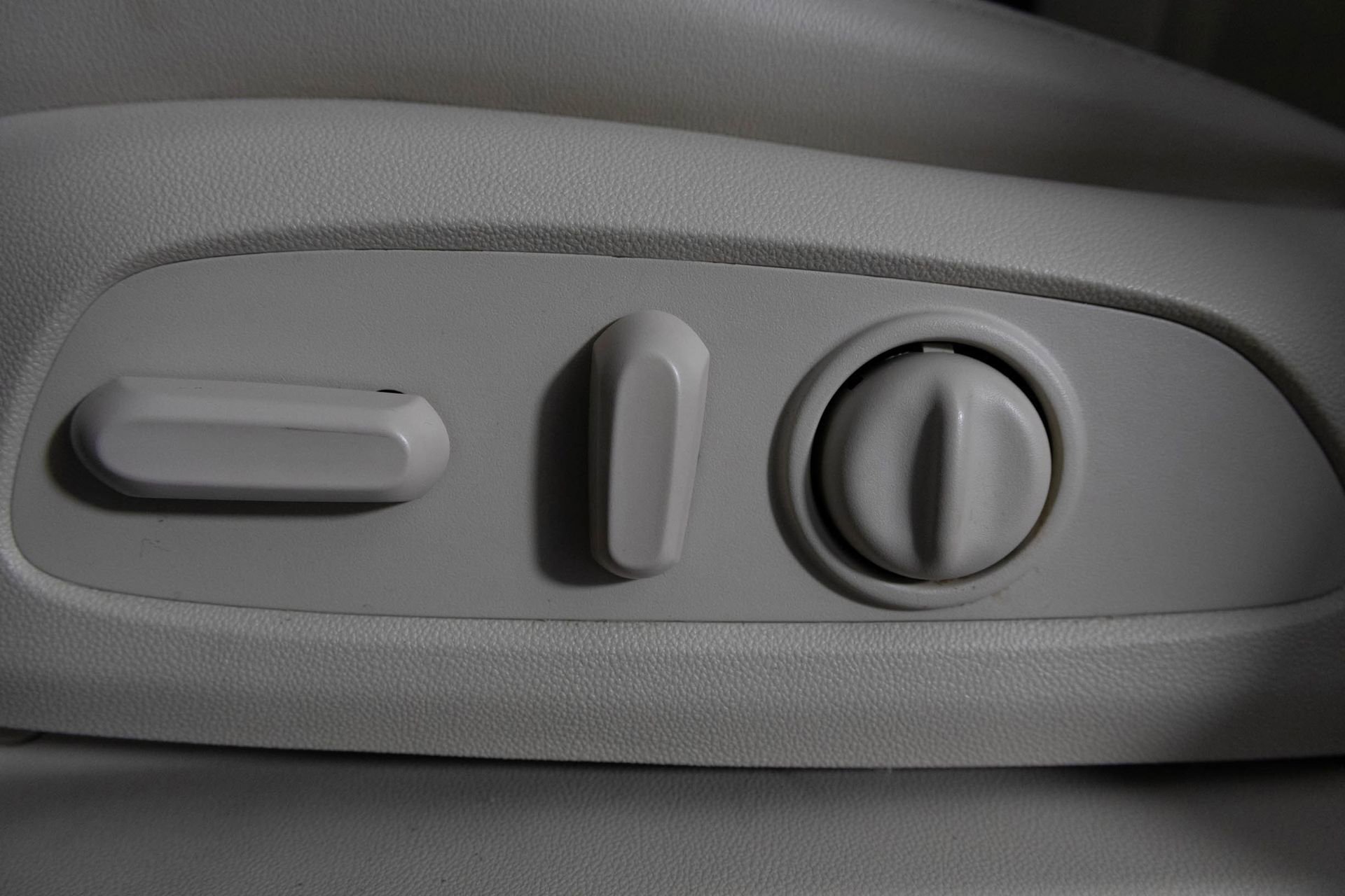 2023 BUICK ENCLAVE - Image 19