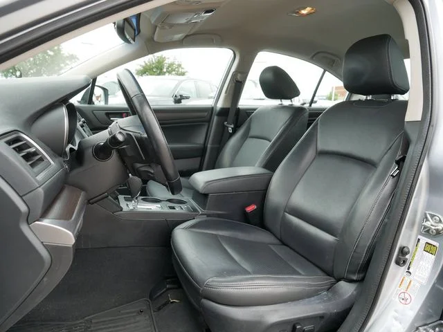 Used 2016 Silver Subaru 2.5i image 14
