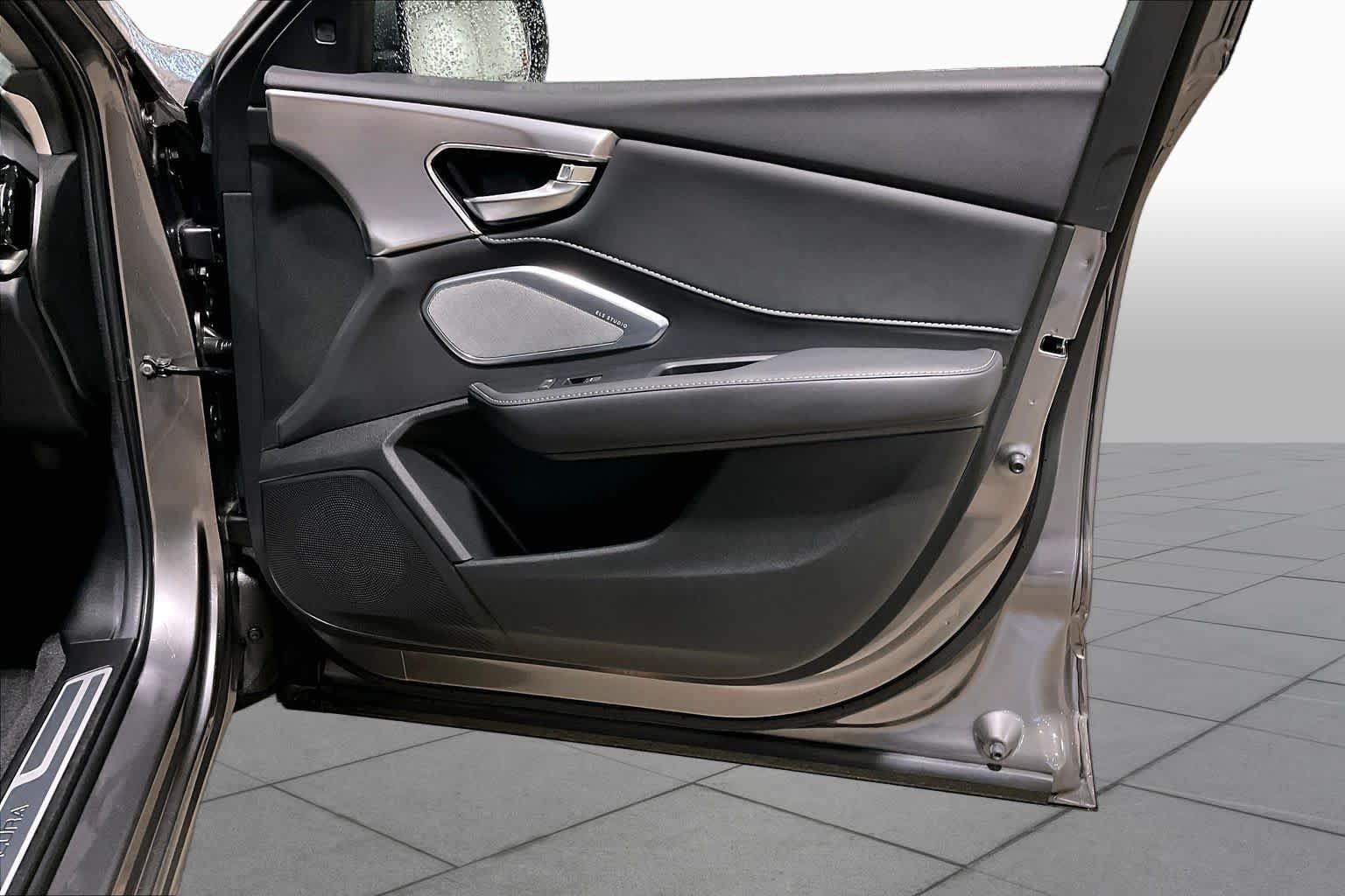 Certified Used 2026 Liquid Carbon Metallic Acura w/Technology Package image 22