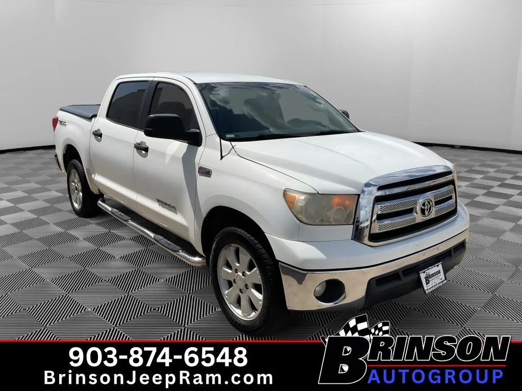 Used 2010 Super White Toyota Grade 5.7L V8 (A6) image 3