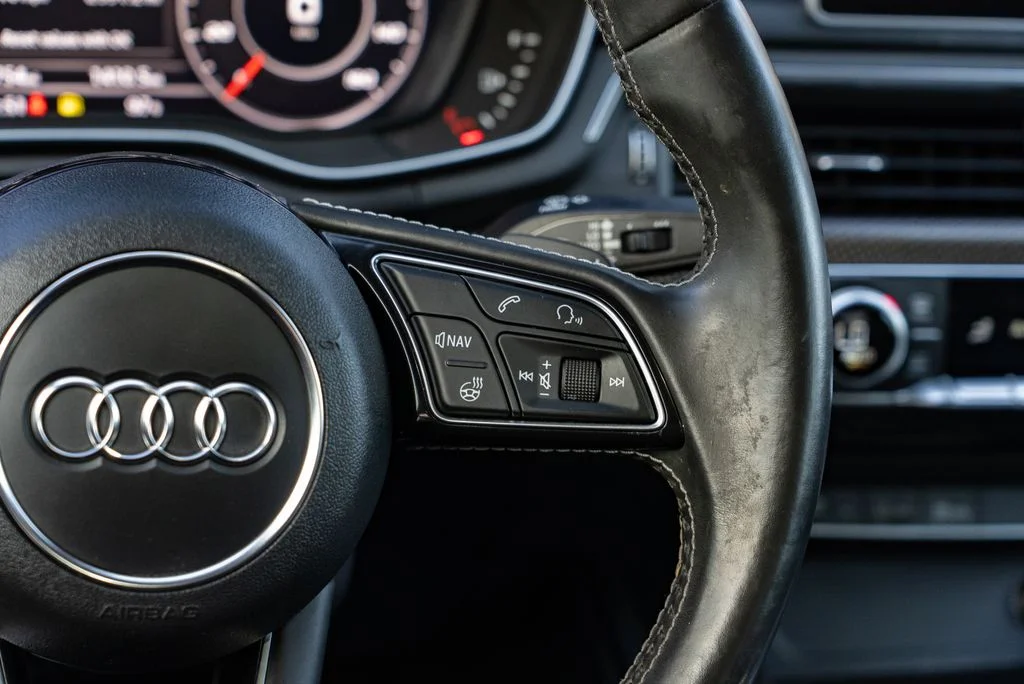 Used 2018 Black Audi 3.0T Prestige image 15