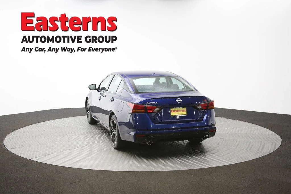 Used 2024 Blue Nissan 2.5 SR image 64