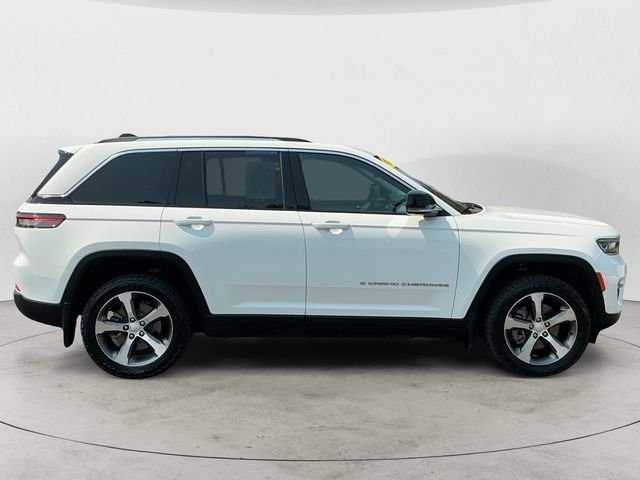 Used 2022 White Jeep 4xe image 4
