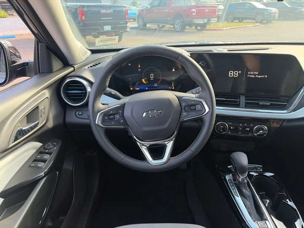 2026 Chevrolet Trax LT - Photo 8