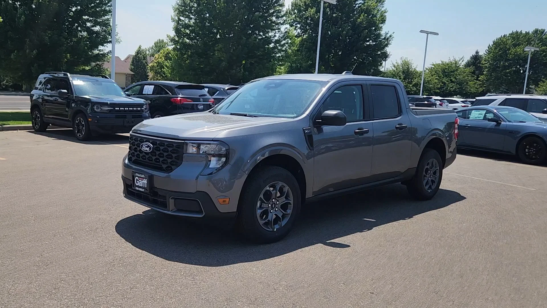 New 2026 Carbonized Gray Metallic Ford XLT image 3