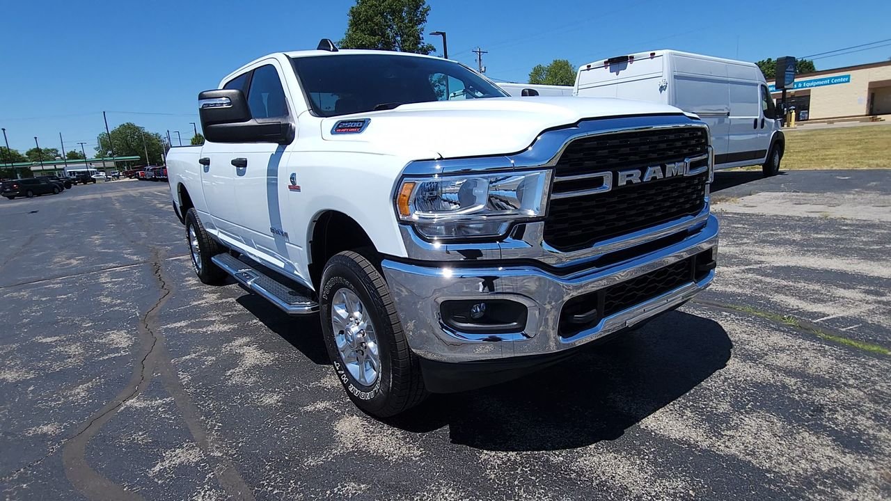 Used 2023 White Ram Big Horn image 2