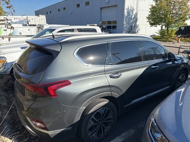 2020 Hyundai Santa Fe SEL photo 3