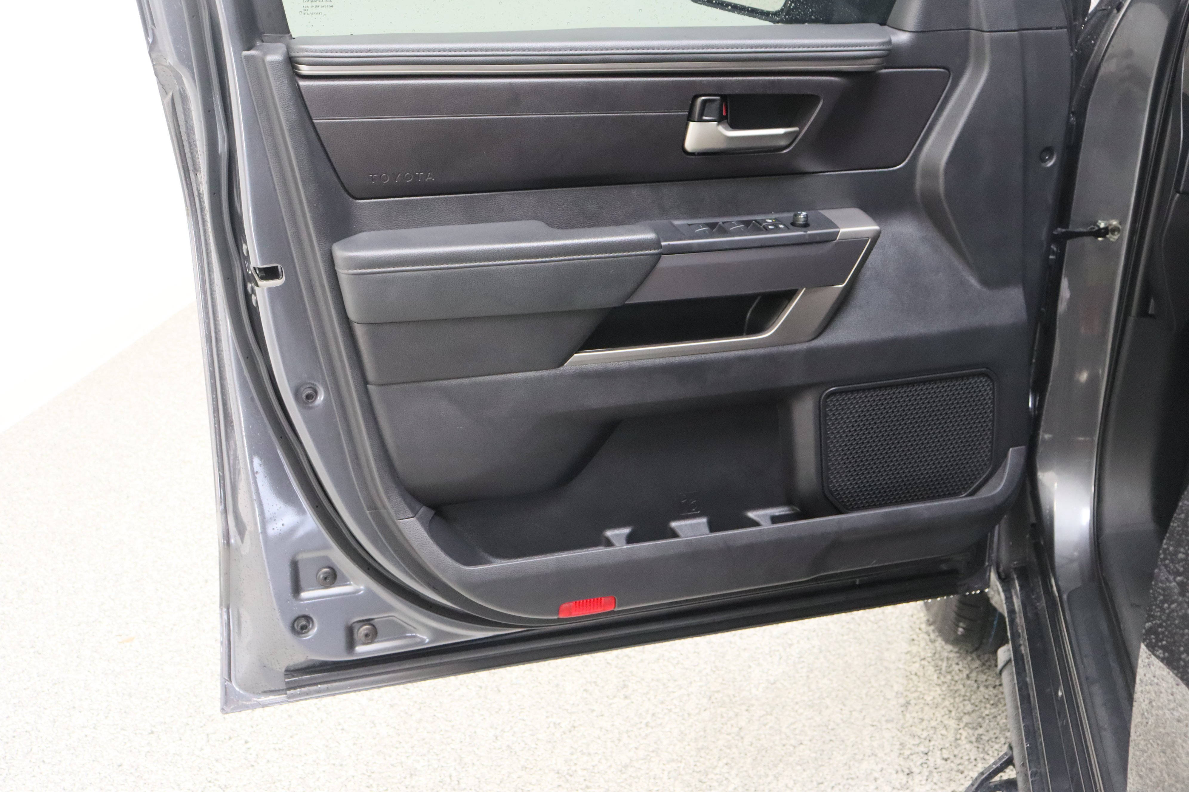 Used 2023 Magnetic Gray Metallic Toyota SR5 3.4T image 13