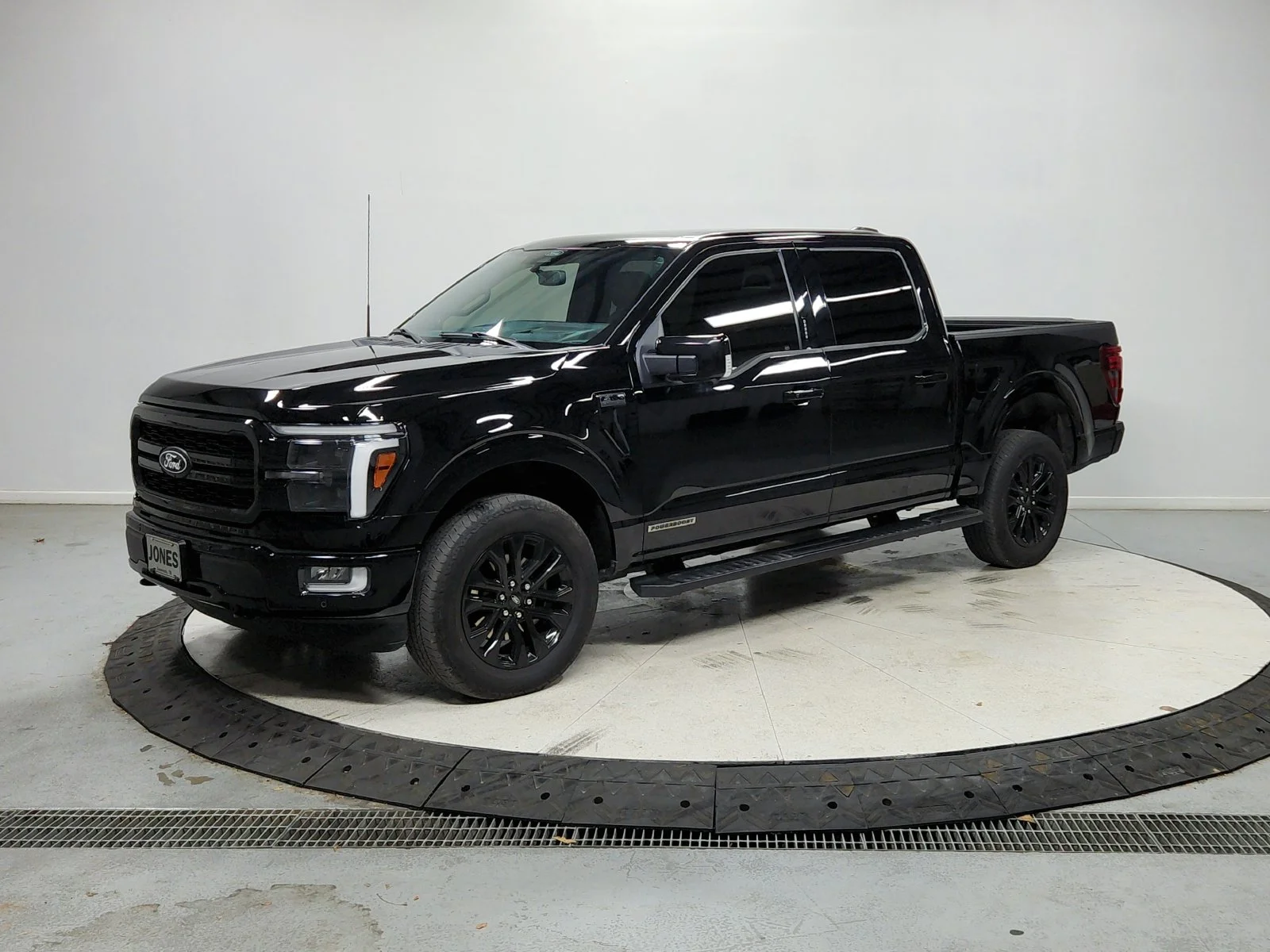 Used 2024 Black Ford Lariat image 4