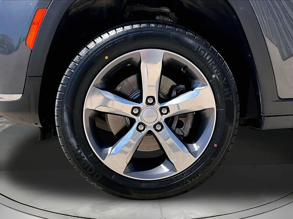 Certified Used 2022 Gray Jeep Limited image 36