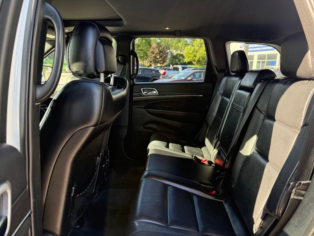 Used 2018 White Jeep Limited image 25