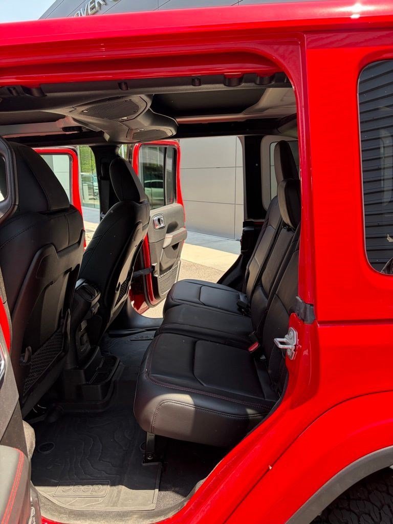 Used 2025 Firecracker Red Clearcoat Jeep Rubicon X image 15
