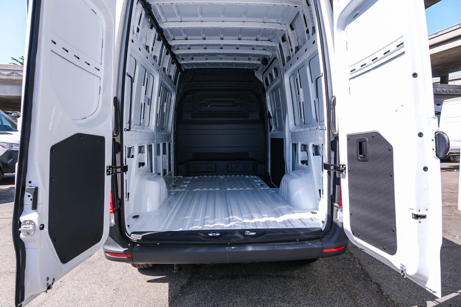 New 2025 Arctic+White Mercedes-Benz Cargo 144 WB  RWD 2.0L 4-Cylinder image 26