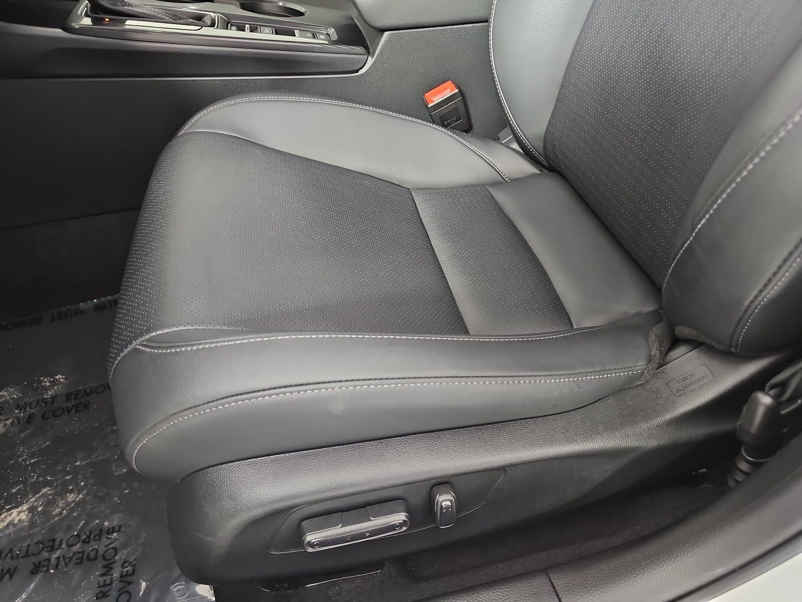 Used 2023 White Honda Touring image 28