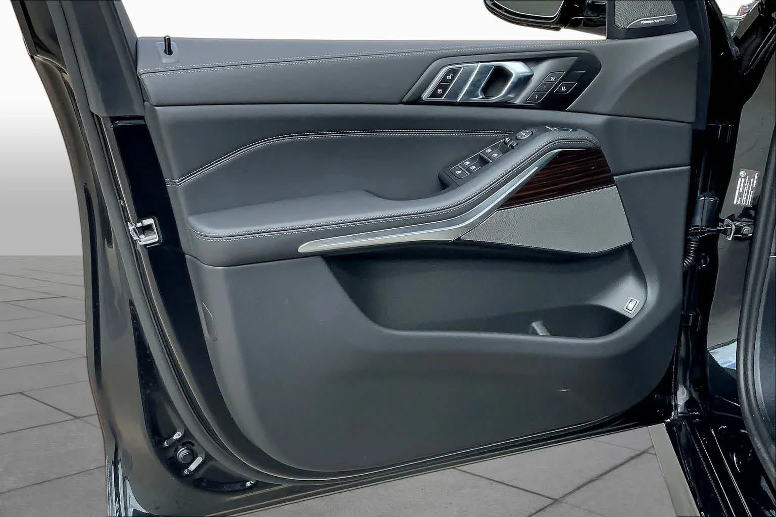 2026 BMW X5 50e - Photo 10