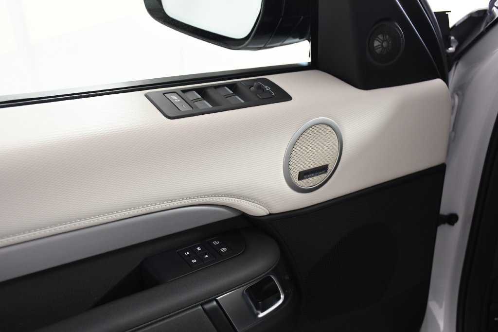 Certified Used 2026 Fuji White Land Rover Gemini Edition image 15