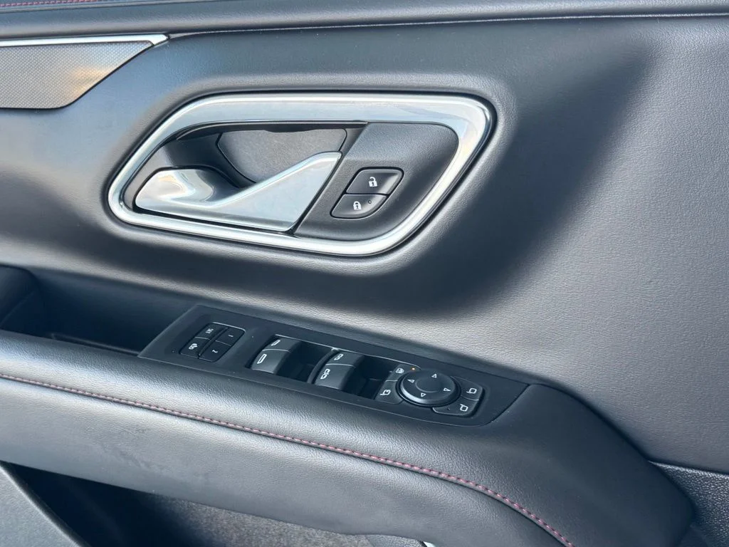 Used 2024 White Chevrolet RST image 37