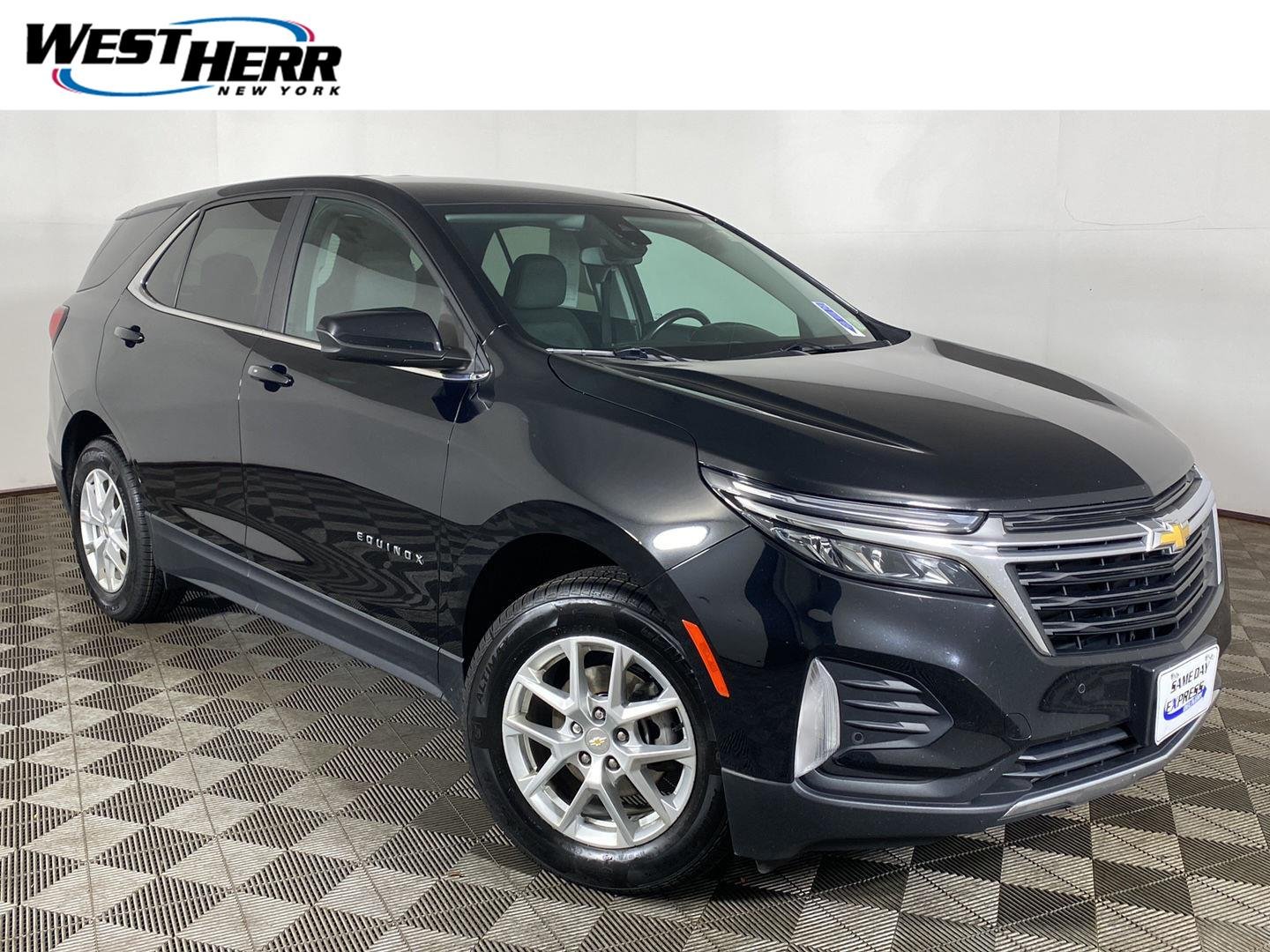 Used 2022 Mosaic Black Metallic Chevrolet LT image 1