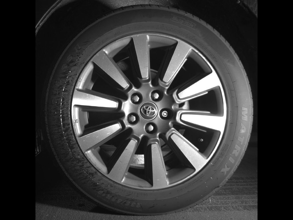 Used 2018 Black Toyota XLE image 26
