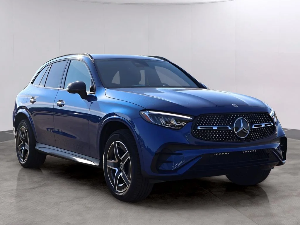 Certified Used 2026 Starling Blue Metallic Mercedes-Benz GLC 300 image 3