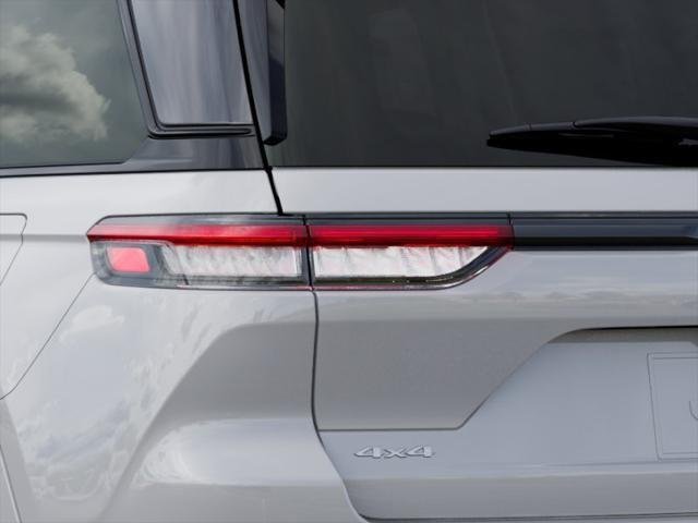 New 2026 Bright White Clear-Coat Exterior Paint Jeep Summit image 87
