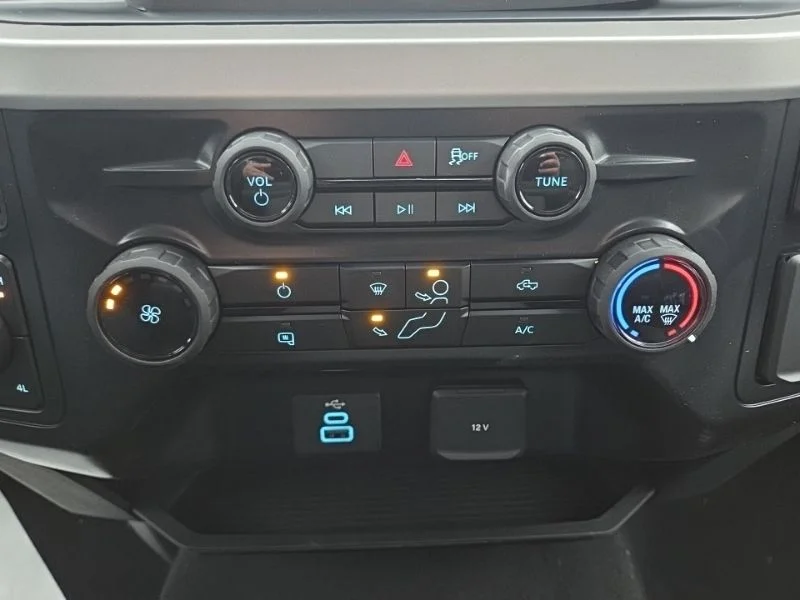 New 2026 Oxford White Ford F-350® XLT image 33