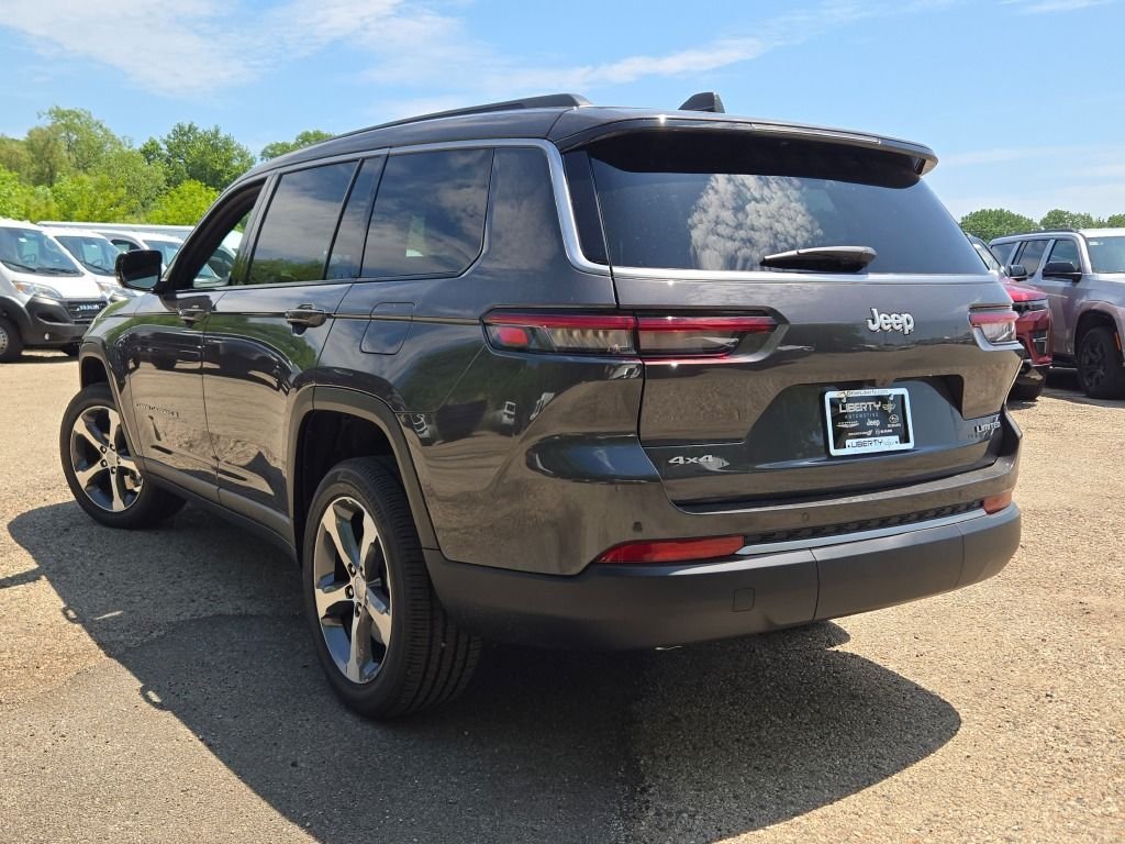 New 2026 Baltic Gray Metallic Clearcoat Jeep Limited image 15