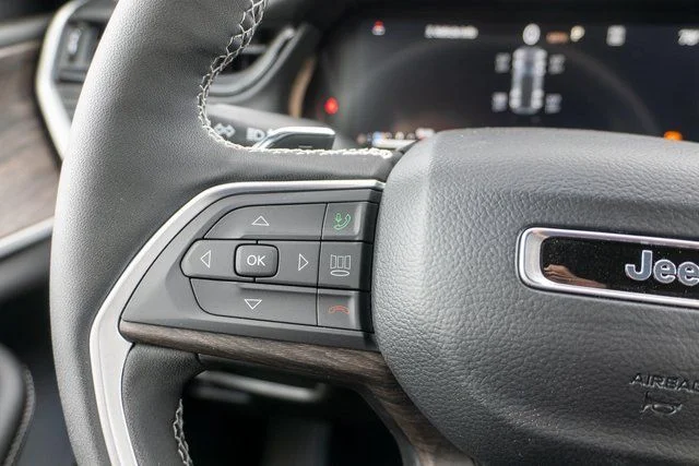 New 2026 White Jeep Altitude image 19