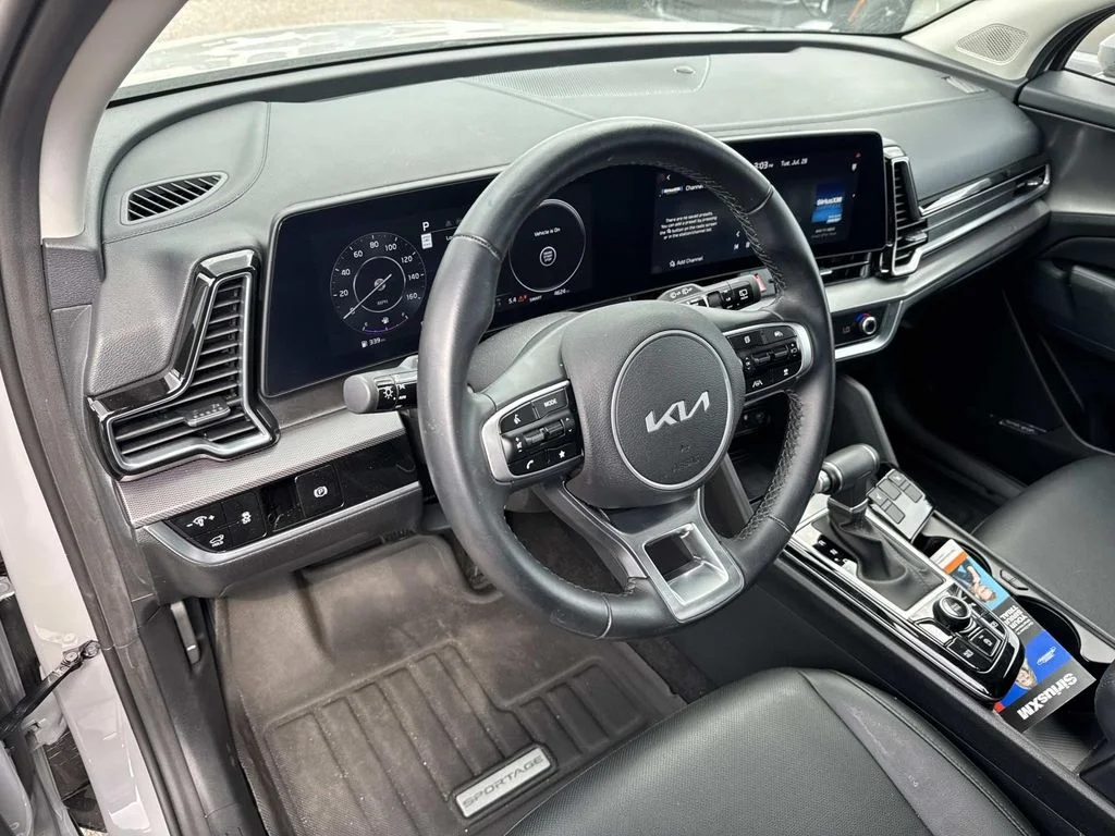 New 2025 Wolf Gray Kia SX image 25