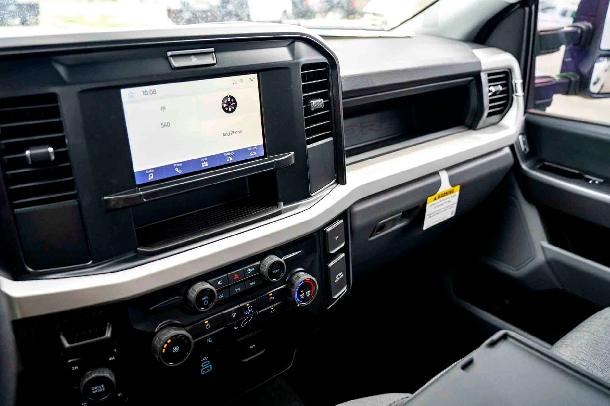 New 2026 Oxford White Ford XL image 14