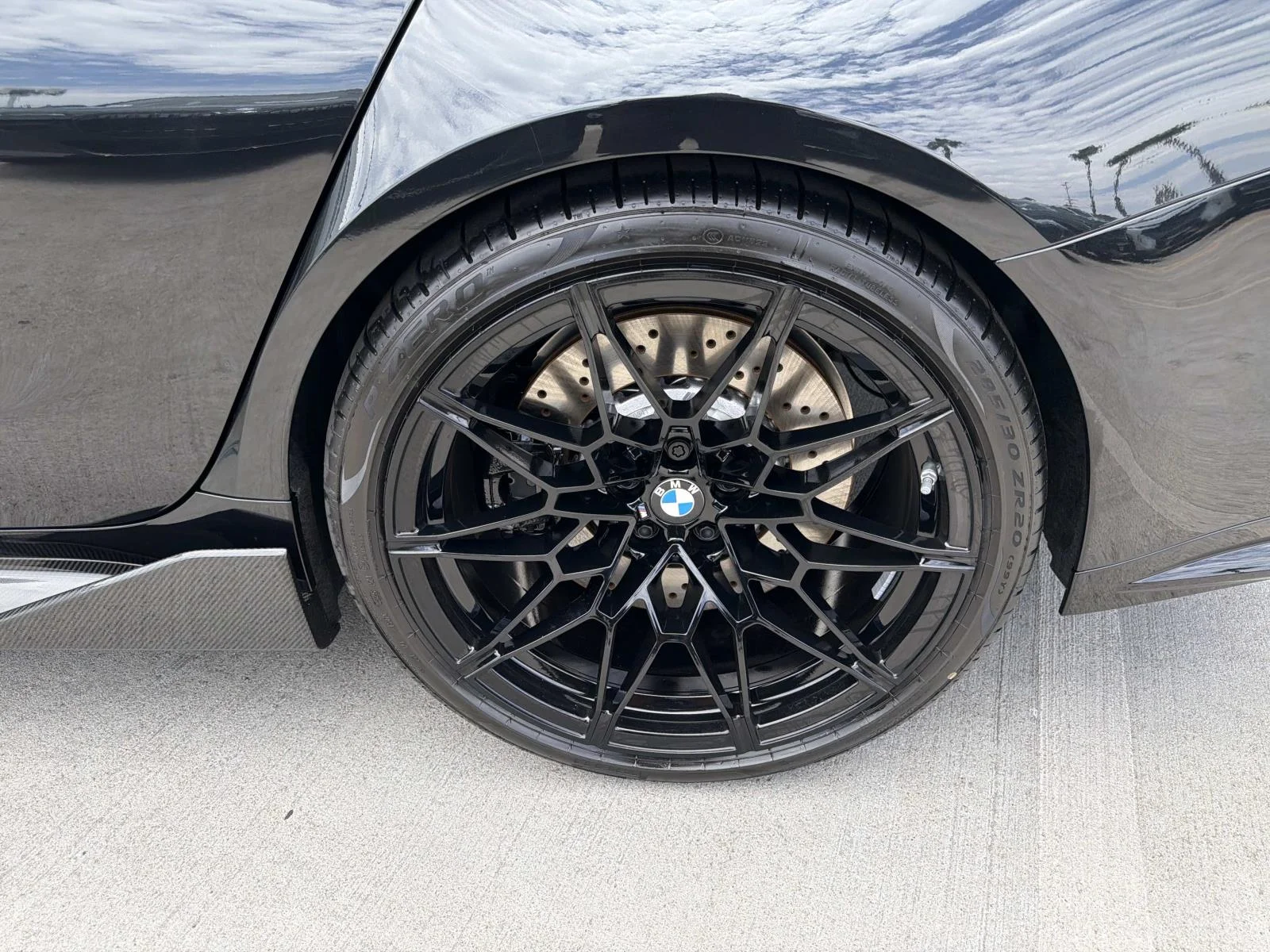 New 2027 Black Sapphire Metallic BMW Competition xDrive image 6