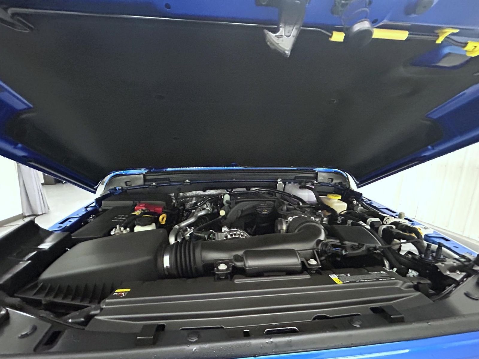 New 2026 Hydro Blue Pearl-Coat Exterior Paint Jeep Sport S image 24