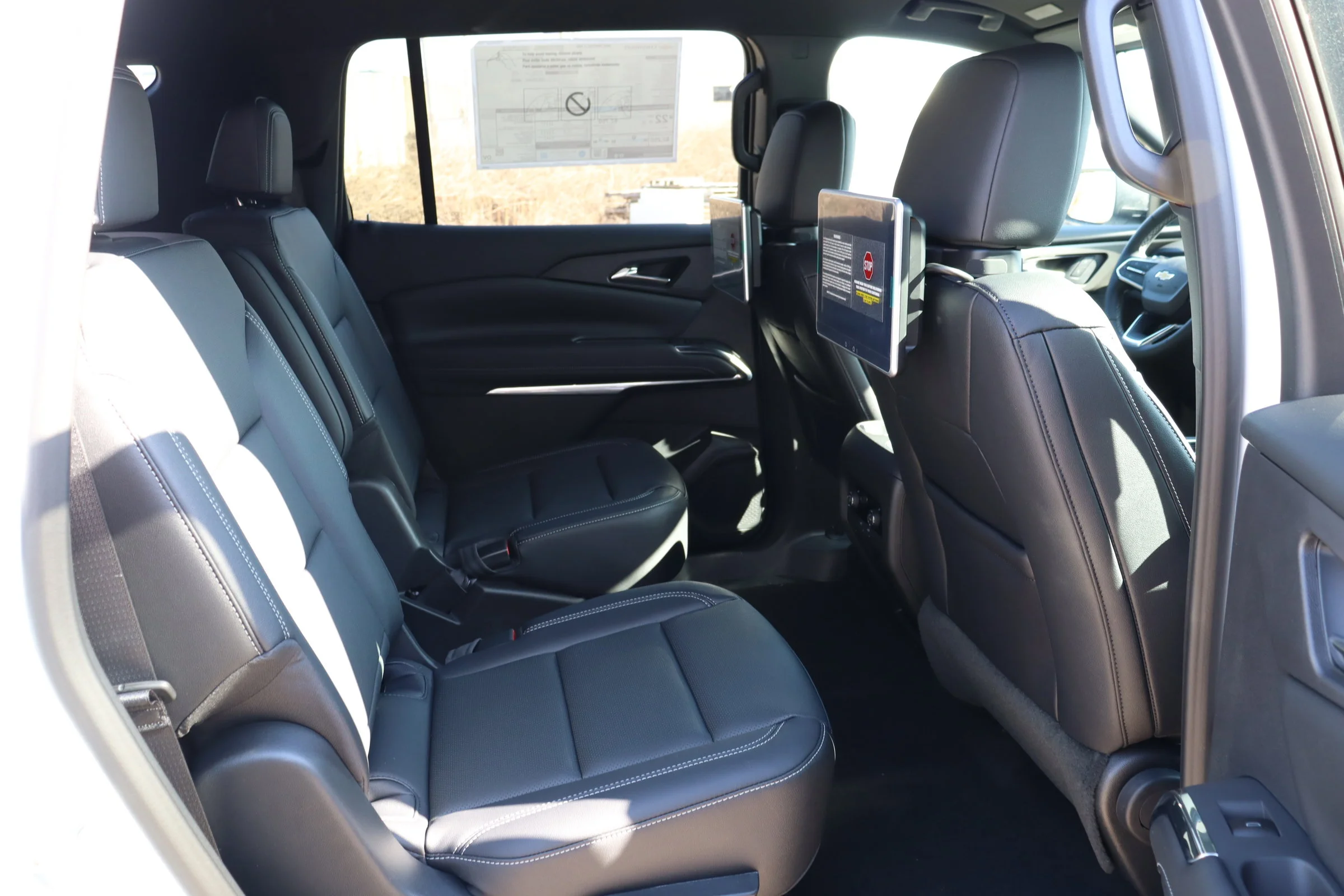 New 2026 Polar White Tricoat Chevrolet LT image 23